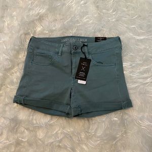 AEO Twill short size6